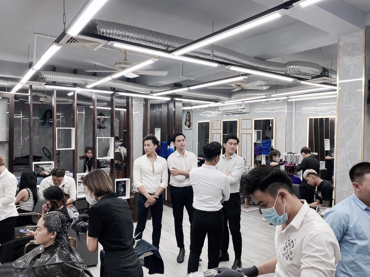 CEO Đỗ Ngọc Tú : Khởi nghiệp từ đam mê salon tóc - ảnh 3