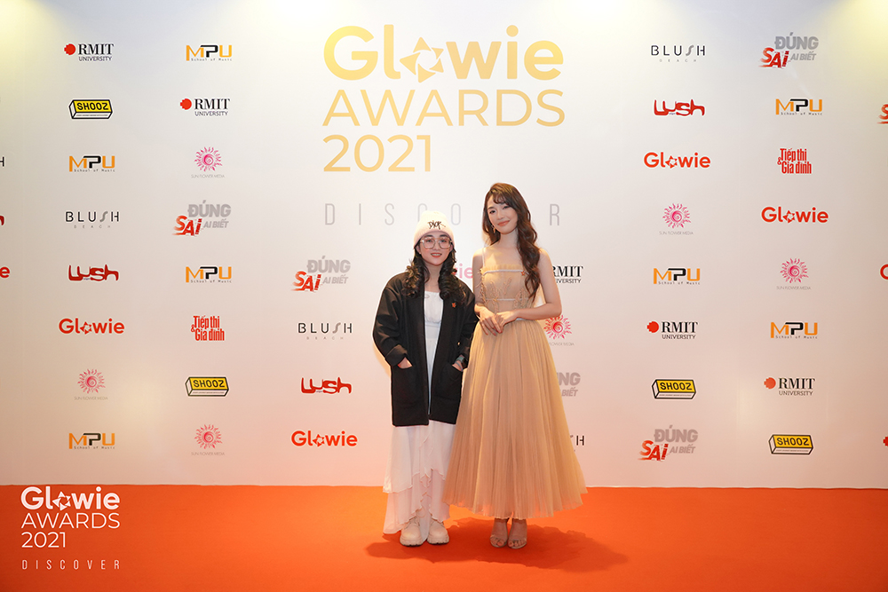 Ca sĩ Việt hết mình ủng hộ tài năng trẻ tại sự kiện Glowie Awards 2021 - ảnh 2