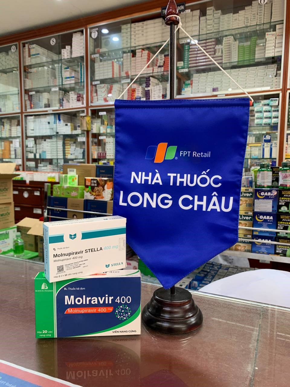 Chuỗi nhà thuốc FPT Long Châu tiên phong trợ giá thuốc điều trị Covid-19 Molnupiravir chính hãng