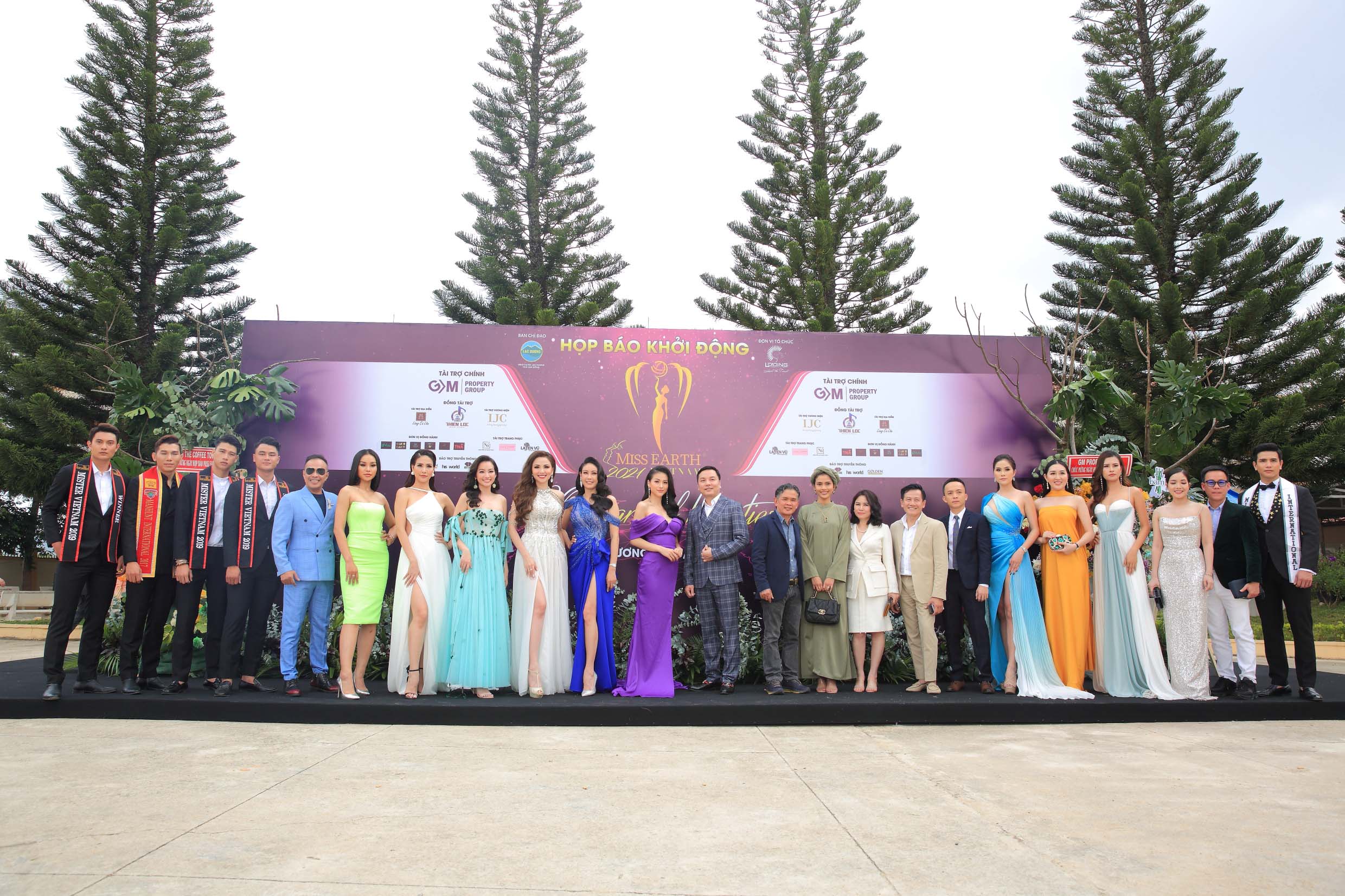 7 đại mỹ nhân hội ngộ cùng màn 'đọ sắc' gây ấn tượng trên thảm đỏ Miss Earth Vietnam 2021 - ảnh 14