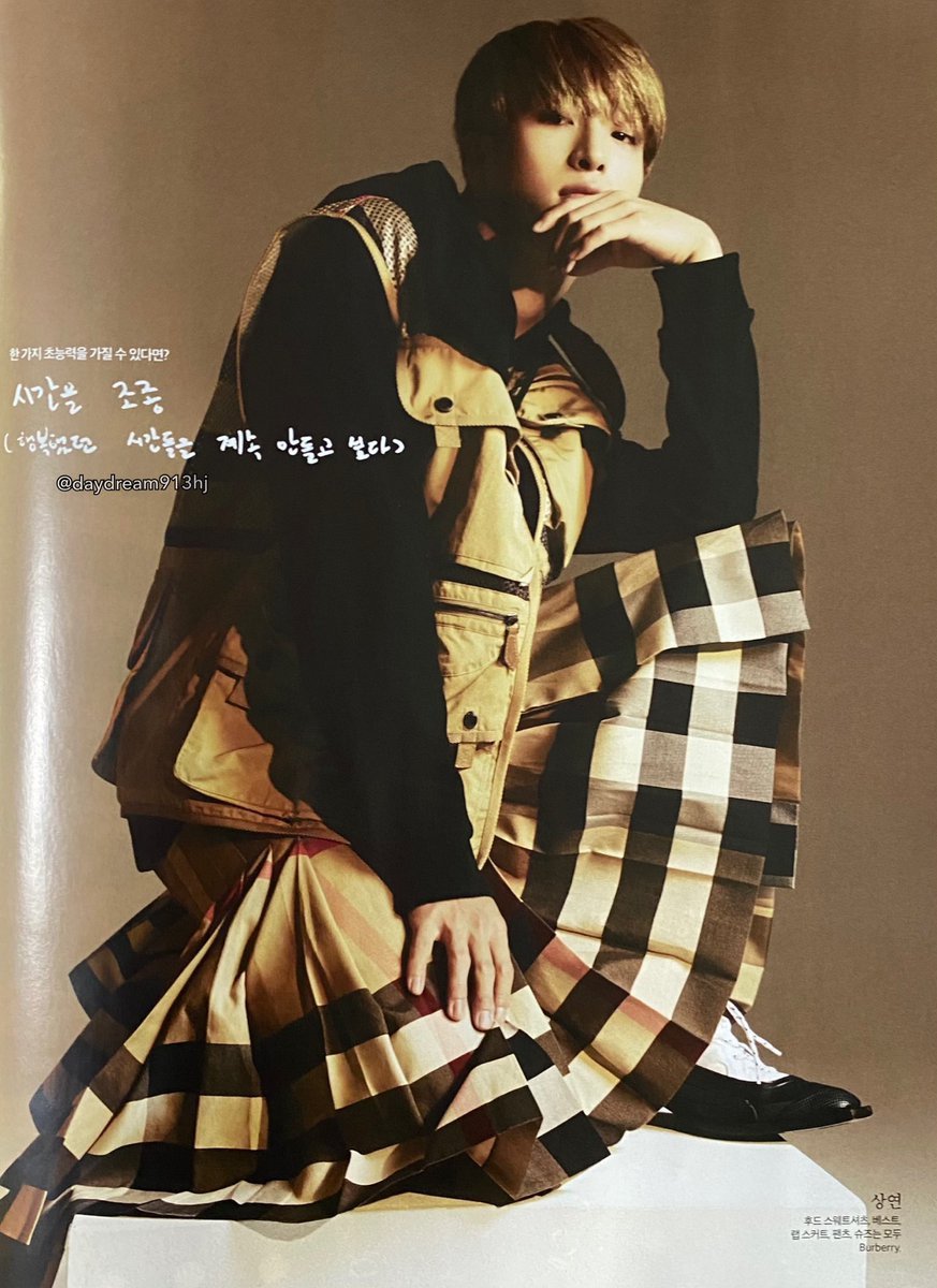 

Trong ấn phẩm tháng 7 của tạp chí HARPER's BAZAAR, Sangyeon (THE BOYZ) đã diện một chiếc váy sành điệu đến từ thương hiệu Burberry. Nhiều người hâm mộ phải ngất ngây khi chứng kiến diện mạo phá cách của anh chàng. 