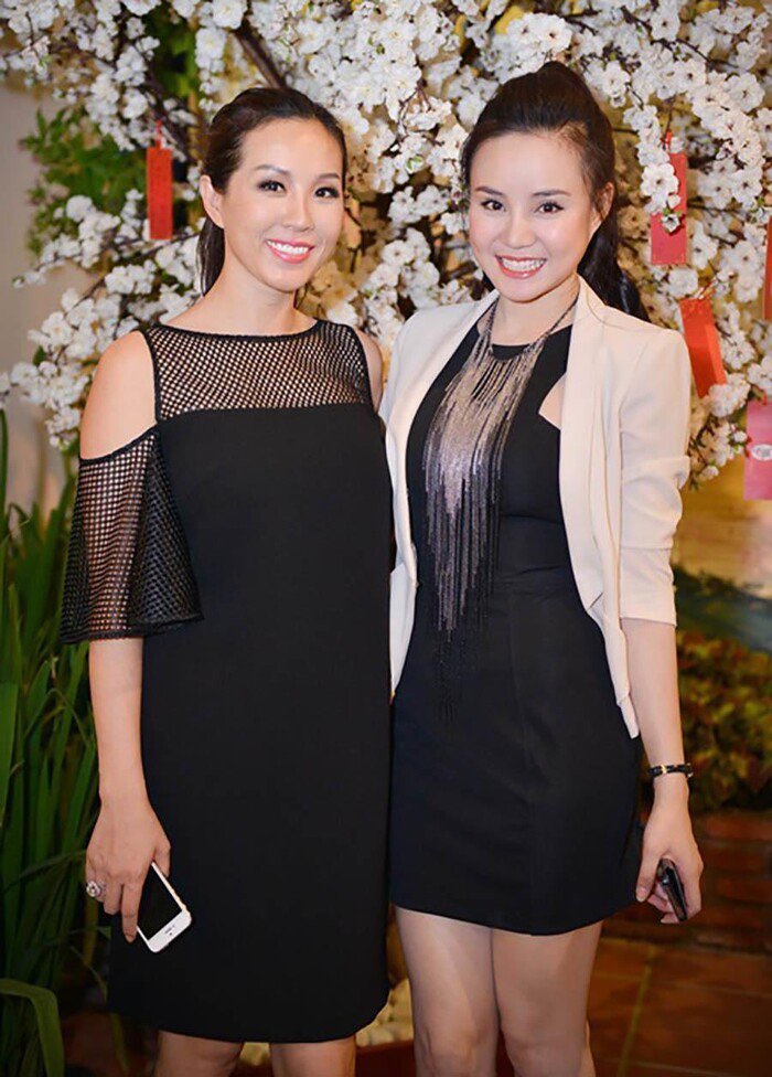 Thu Hoài và Vy Oanh từng là đôi chị em thân thiết trong showbiz Việt.