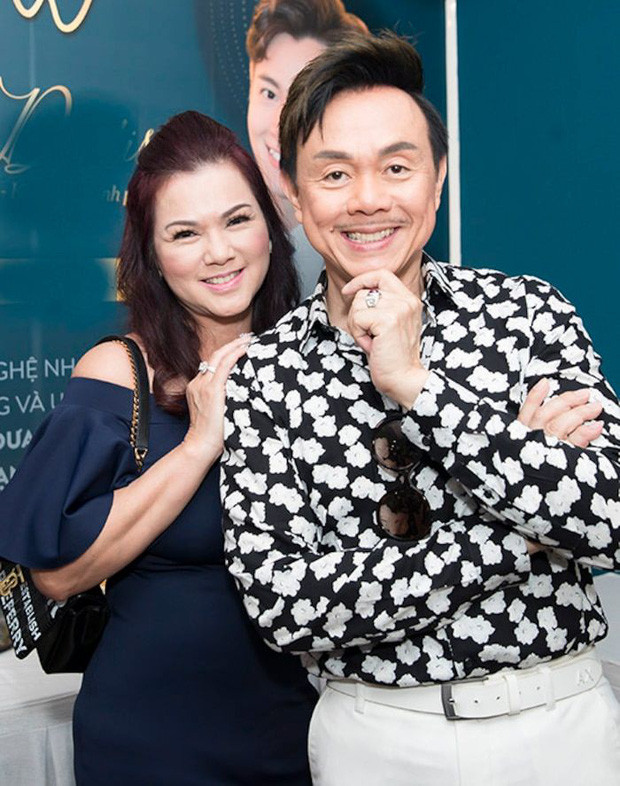 Vợ Chí Tài khen Việt Hương nức nở, thay đổi thói quen nhớ chồng bằng tiếng cười nhờ đàn em