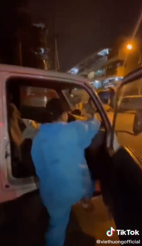 Việt Hương đã tìm lại được cà-vẹt xe sau màn 'la làng' trên sóng livestream - ảnh 4