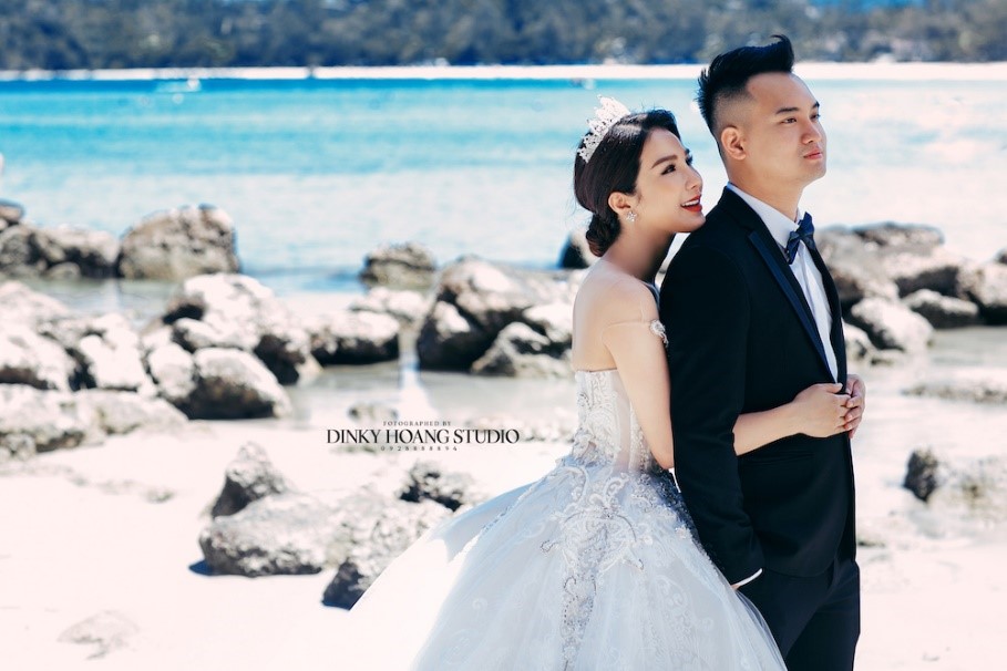  Diệp Lâm Anh lựa chọn Dinky Hoang Studio để thực hiện bộ ảnh cưới đẹp như mơ 