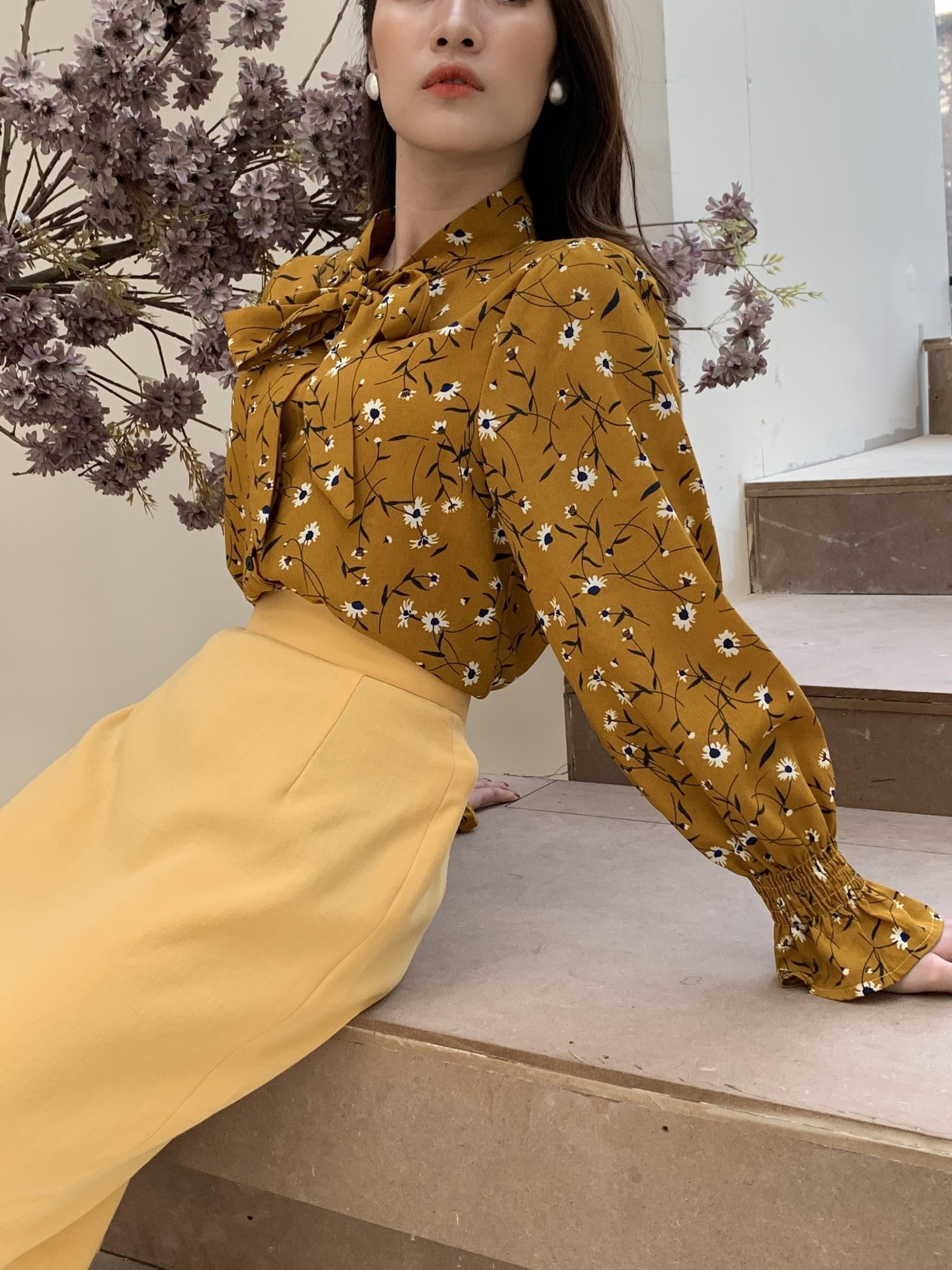 Thư - 2Hand Clothing tư vấn cách mặc áo trễ vai quyến rũ Thư - 2Hand Clothing tư vấn cách mặc áo trễ vai quyến rũ