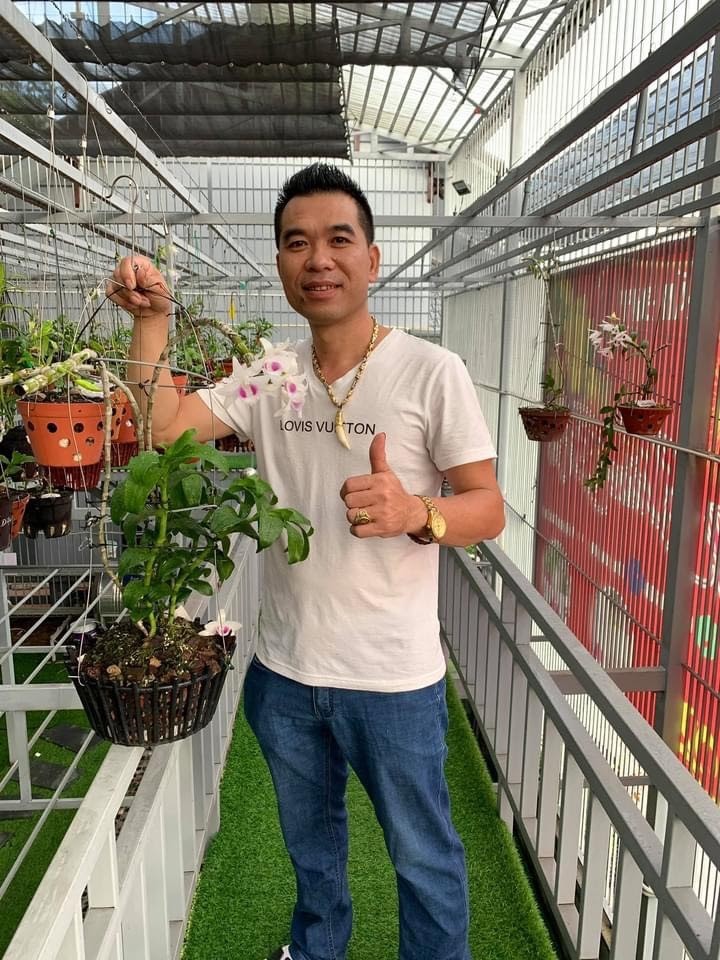  Sở hữu kinh nghiệm hơn 10 năm gắn bó với lan, anh Phan Tuấn Đạt được nhiều người biết đến và ngưỡng mộ 
