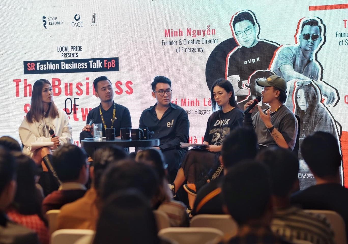  Minh Nguyễn (giữa) trong SR Fashion Business Talk Ep 8 