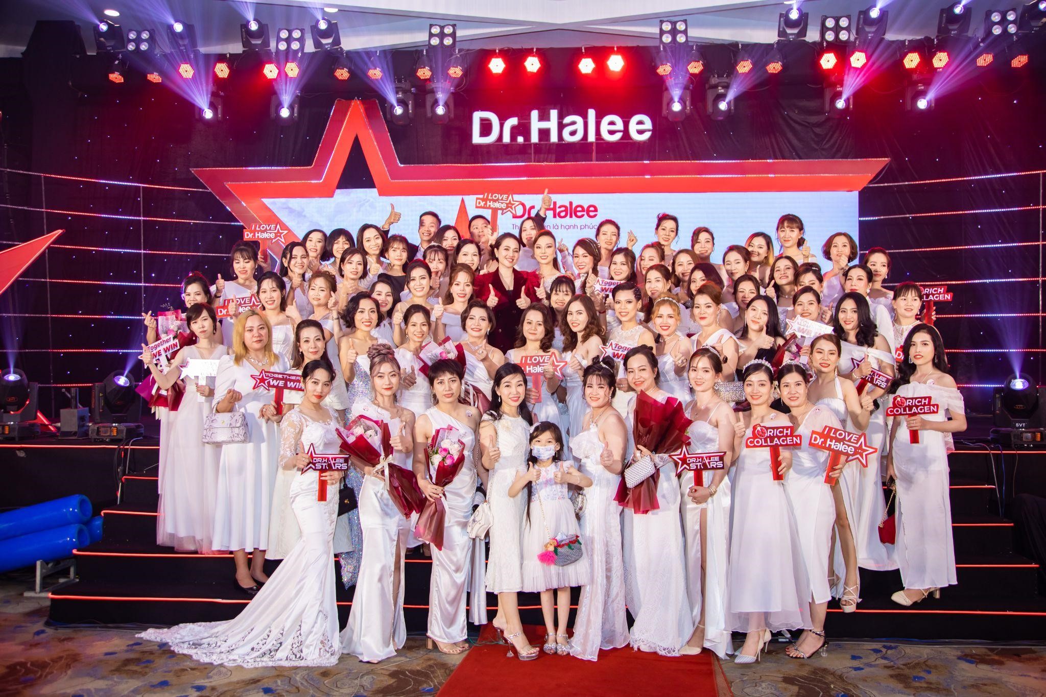 

Dr.Halee Stars là sự kiện vinh danh đặc biệt nhất của thương hiệu Dr.Halee từ trước đến nay 