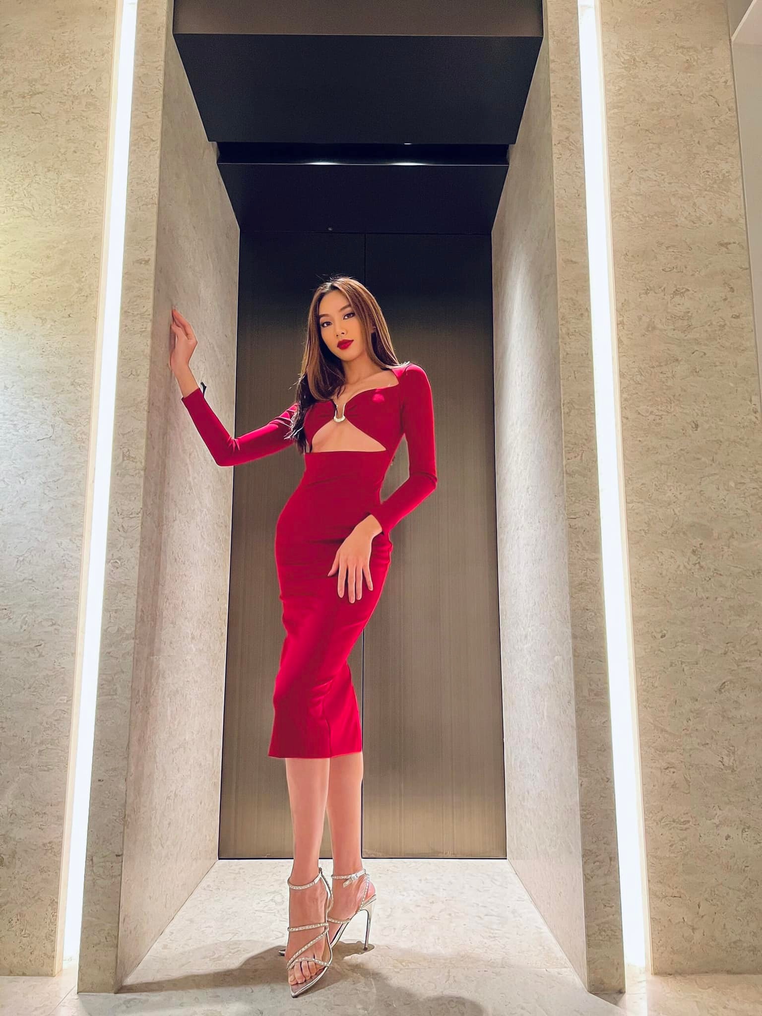 Có sao nữ nào như Thùy Tiên: Thoải mái khoe chuyện chỉnh ảnh, bóp eo lại còn xin fan đừng đăng ảnh gốc Có sao nữ nào như Thùy Tiên: Thoải mái khoe chuyện chỉnh ảnh, 'bóp eo' lại còn xin fan đừng đăng 'ảnh gốc' - ảnh 6