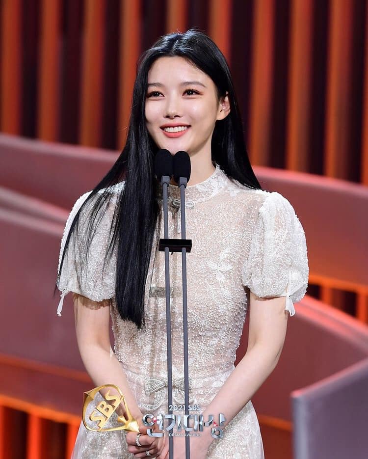 Giải thưởng diễn xuất xuất sắc nhất (Phim truyền hình/giả tưởng): Kim Yoo Jung (Hong Chun Gi).