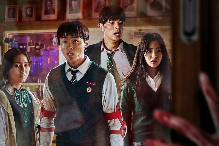 Hot tiktoker Tun Phạm cho biết sang Hàn Quốc đóng phim zombie, thực hư thế nào?