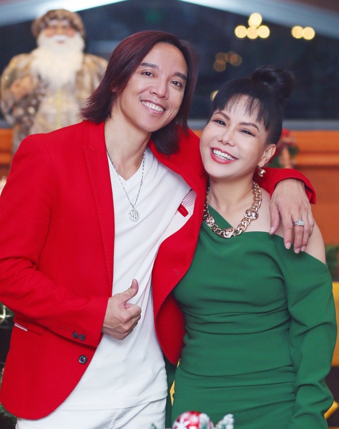 Sau loạt lùm xùm, Việt Hương hạnh phúc đón Valentine sớm bên ông xã, mặc áo đôi lãng mạn như tuổi đôi mươi Sau loạt lùm xùm, Việt Hương hạnh phúc đón Valentine sớm bên ông xã, mặc áo đôi lãng mạn như tuổi đôi mươi - ảnh 1
