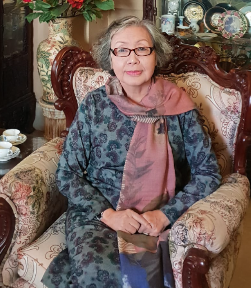 Bà Nguyễn Thị Sơn - bà nội của thiếu gia Hoàng Việt đã đích thân phủ nhận tin đồn hẹn hò của cháu trai và Chi Pu.