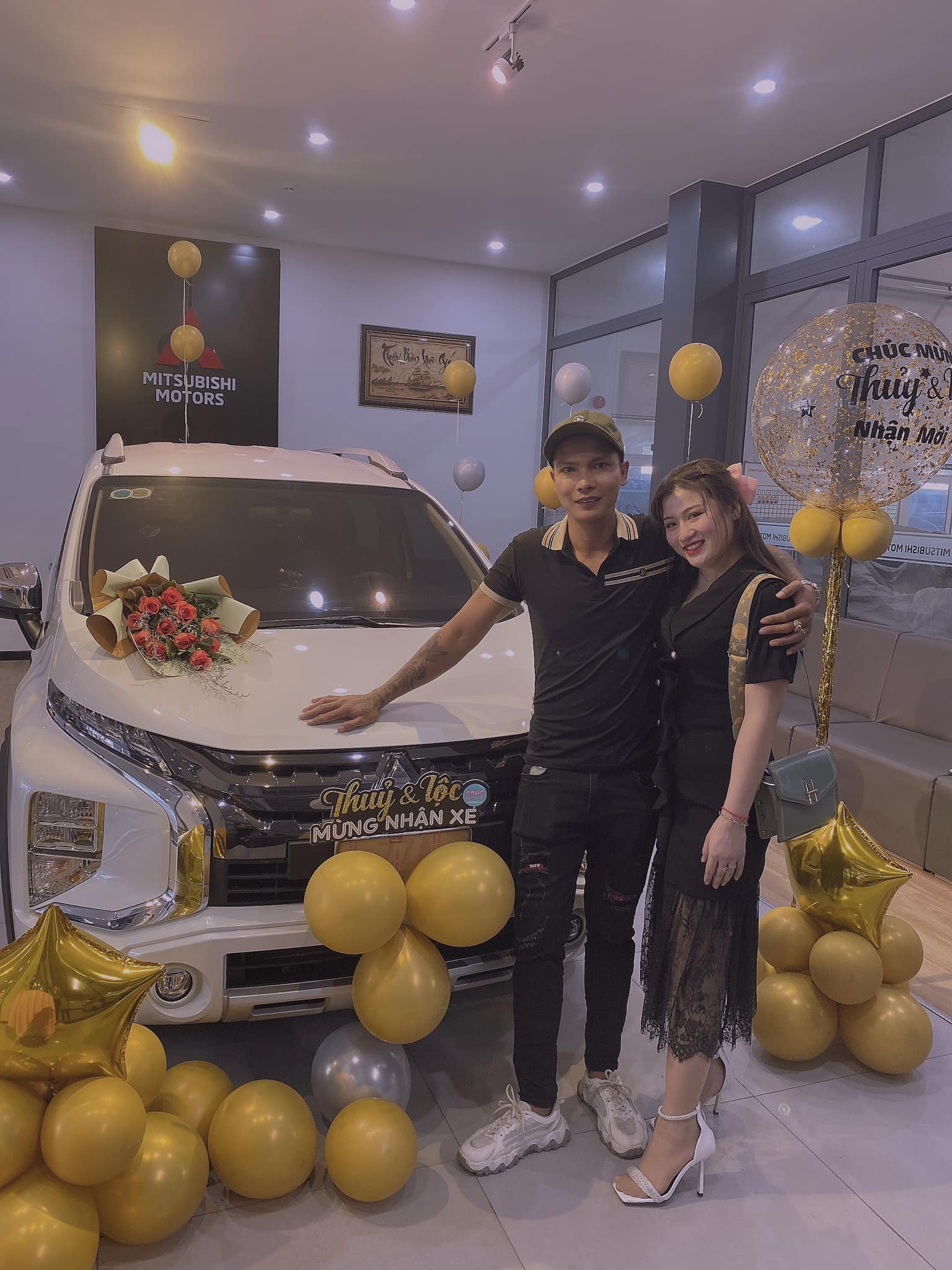 Lộc Fuho sau thời gian dạy học: Tậu xế hộp xịn, xây nhà mới cho vợ con Lộc Fuho sau thời gian 'dạy học': Tậu xế hộp xịn, xây nhà mới cho vợ con - ảnh 2
