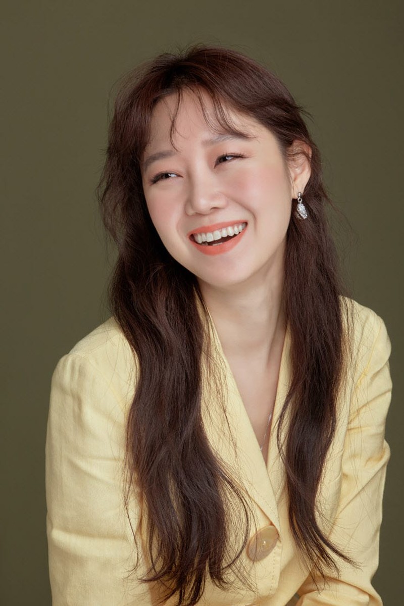 Gong Hyo Jin bắt được hoa cưới của Hyun Bin - Son Ye Jin, netizen rần rần: Khi nào đến lượt chị cưới đây? Gong Hyo Jin bắt được hoa cưới của Hyun Bin - Son Ye Jin, netizen rần rần: Khi nào đến lượt chị cưới đây? - ảnh 3