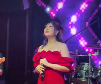 Phi Thanh Vân hát nhạc phim Tây Du Ký trong quán bar khiến CĐM kêu ét ô ét