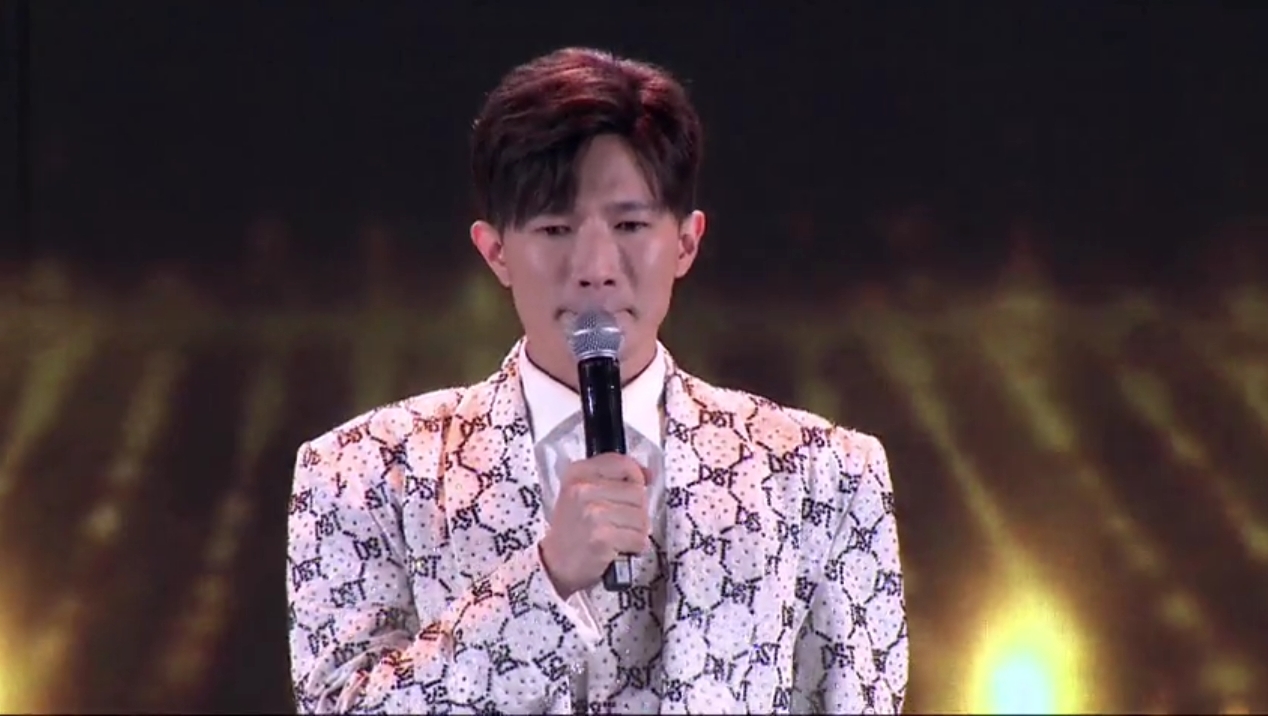 Dược sĩ Tiến sẽ cấp vốn 1 tỷ đồng cho top 18 của The Next Gentleman khởi nghiệp, hứa không đòi lợi nhuận Dược sĩ Tiến sẽ cấp vốn 1 tỷ đồng cho top 18 của The Next Gentleman khởi nghiệp, hứa không đòi lợi nhuận