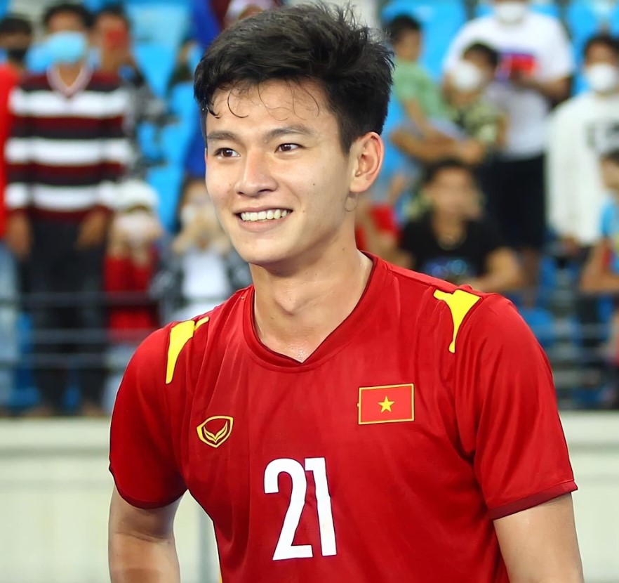 'Sốc visual' với dàn hot boy sân cỏ tuyển U23 Việt Nam: Nhan sắc cực phẩm, tài năng vượt trội - ảnh 6