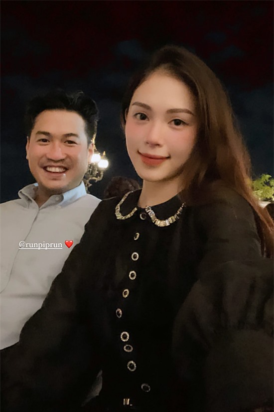 Em chồng Hà Tăng- Thiếu gia Phillip Nguyễn cầu hôn bạn gái Linh Rin, cặp đôi sắp về chung nhà sau gần 3 năm bên nhau
