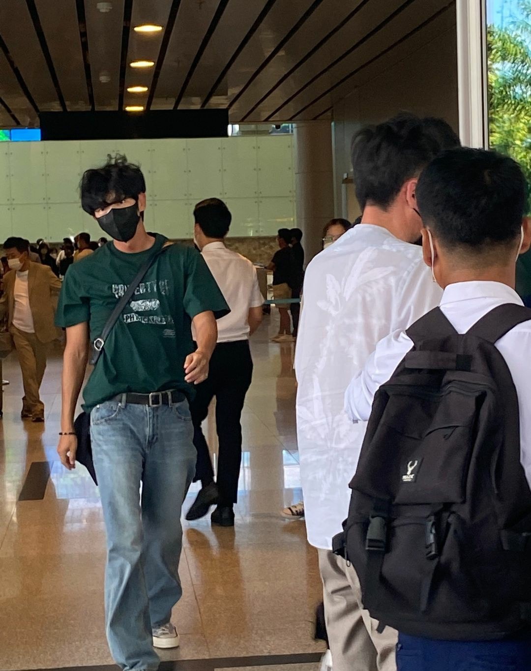Lee Jun Ki đáp máy bay xuống Đà Nẵng vào trưa ngày 12/6