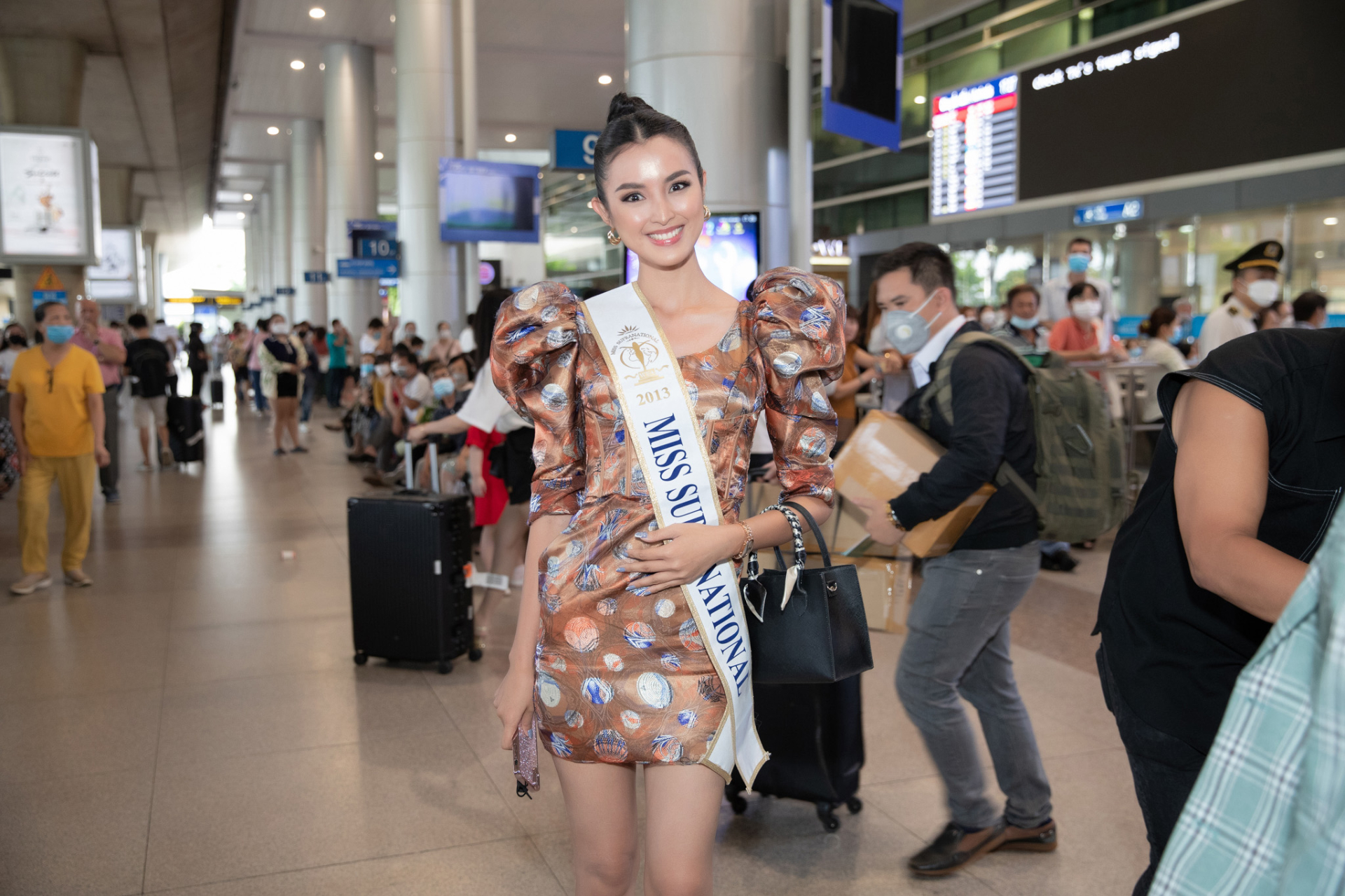 Hot: Hoa hậu Siêu quốc gia 2013 Mutya Johanna Datul chính thức có mặt tại TP. HCM - ảnh 1
