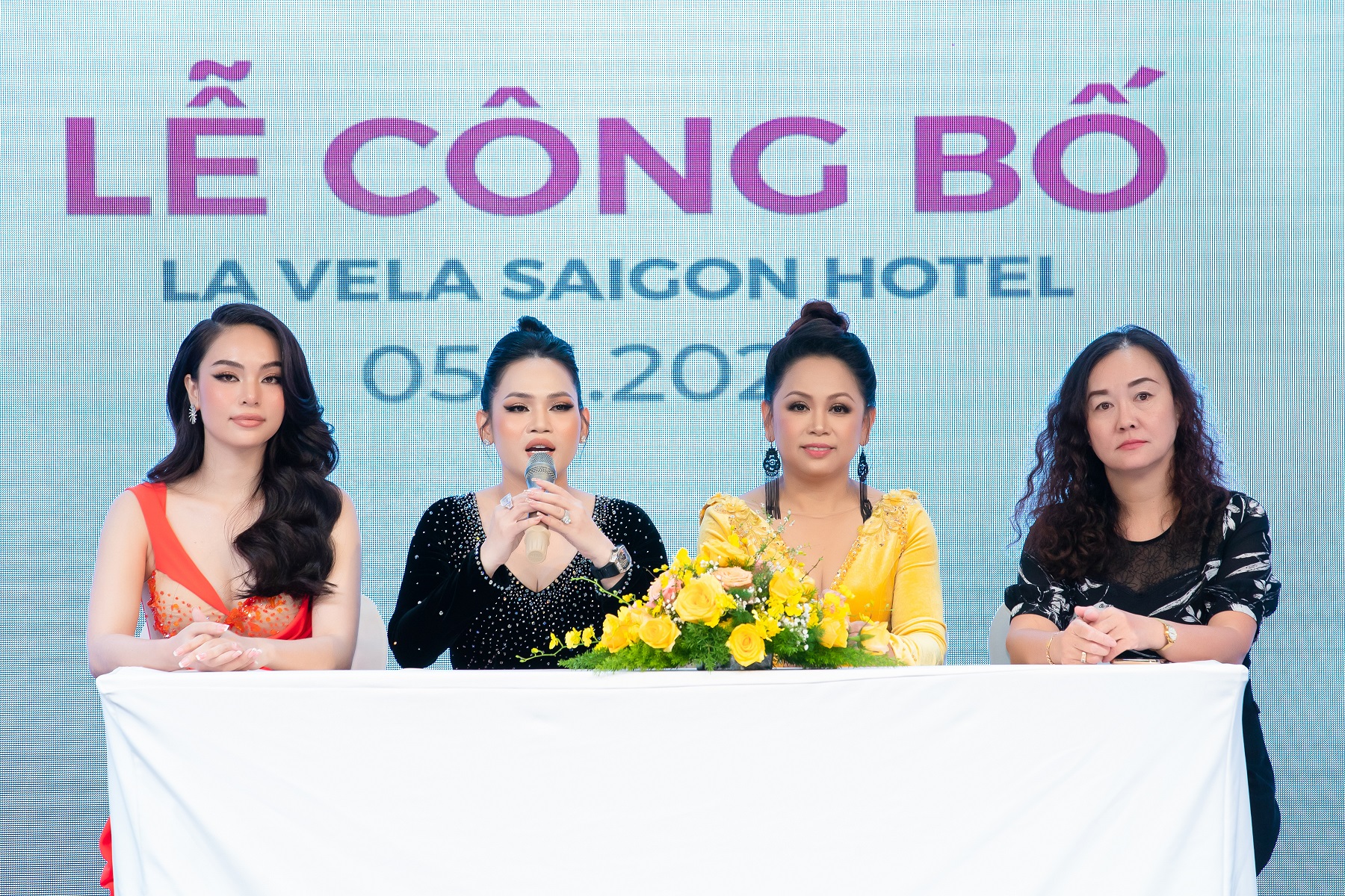 Hoa hậu Du lịch Đồng Bằng Sông Cửu Long 2022 bỏ phần thi bikini, điểm nhấn là áo bà ba - ảnh 1