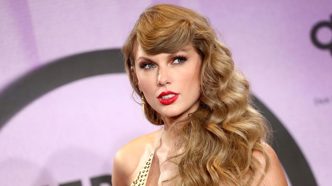 Taylor Swift ra mắt phim dài đầu tay với vai trò đạo diễn - ảnh 1