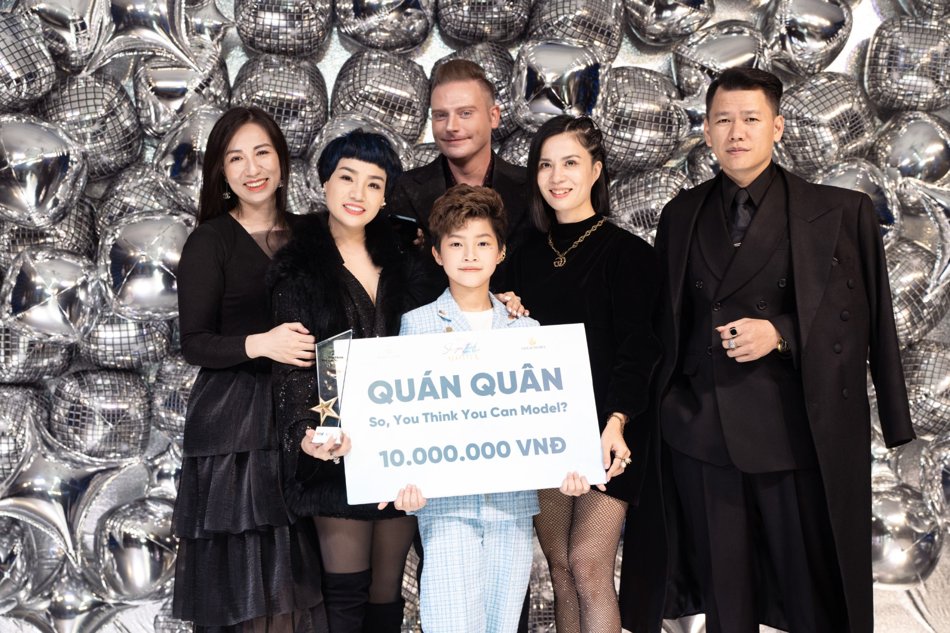Siêu mẫu nhí Phong Thiên giành Quán quân 'So You Think You Can Model 2022” - ảnh 1