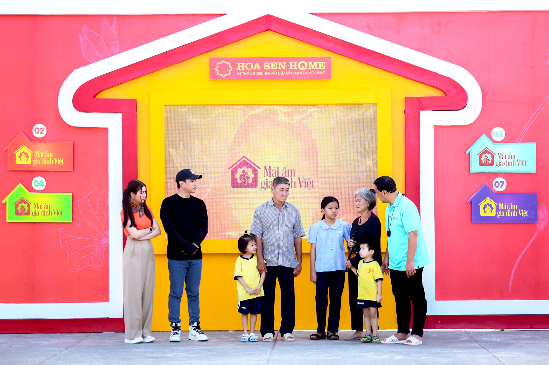 Kha Ly, Hồ Quang Hiếu hợp sức mang về 90 triệu đồng cho trẻ mồ côi - ảnh 3