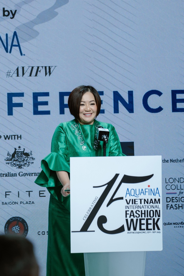 18 NTK trong và ngoài nước sẽ tham gia 'Vietnam International Fashion Week' 2023 - ảnh 4