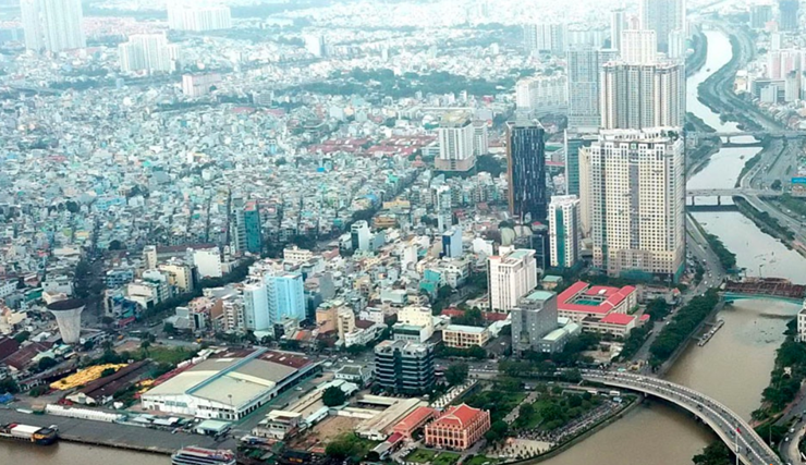 Một quận sở hữu 2 cái nhất nhỏ nhất và đông dân nhất Việt Nam sắp sáp nhập giàu có cỡ nào? - ảnh 4
