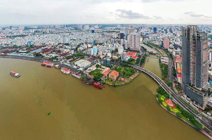 Một quận sở hữu 2 cái nhất nhỏ nhất và đông dân nhất Việt Nam sắp sáp nhập giàu có cỡ nào? - ảnh 3