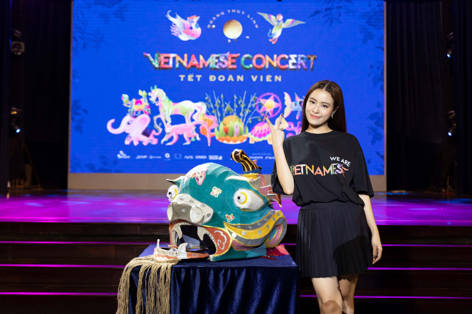 Được biết, Hoàng Thùy Linh sẽ là một trong hai người đảm nhận vai trò tổng đạo diễn chương trình trong concert đầu tiên.