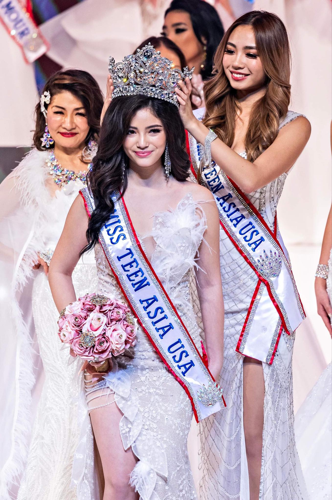 Lily Feller, cô gái trẻ đến từ Miss Teen Việt Nam, đã ghi dấu ấn mạnh mẽ tại cuộc thi Miss Teen Châu Á.