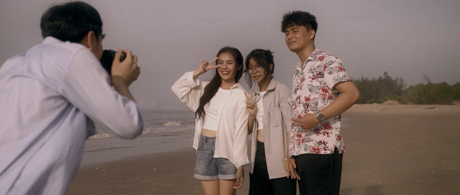 Hậu bản hit triệu view Bất Bình Thường, Bất Chấp, Whee! cho ra mắt MV one shot Ngày Tháng Năm - ảnh 3