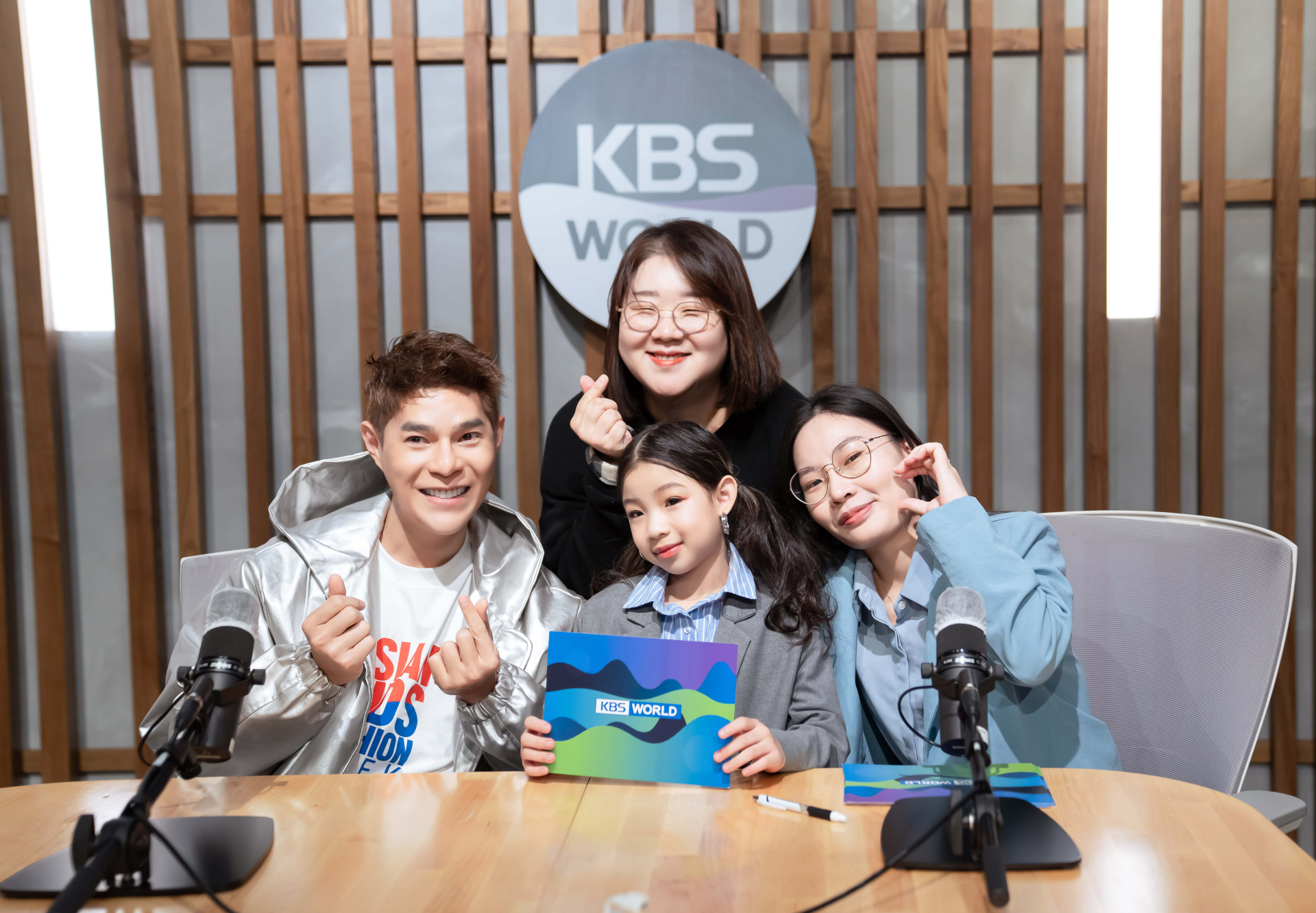 Đạo diễn Hưng Phúc được đài KBS mời sang Hàn Quốc phỏng vấn - ảnh 3