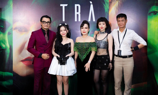 Dàn sao Việt chúc mừng đạo diễn Lê Hoàng ra mắt phim Trà - ảnh 1