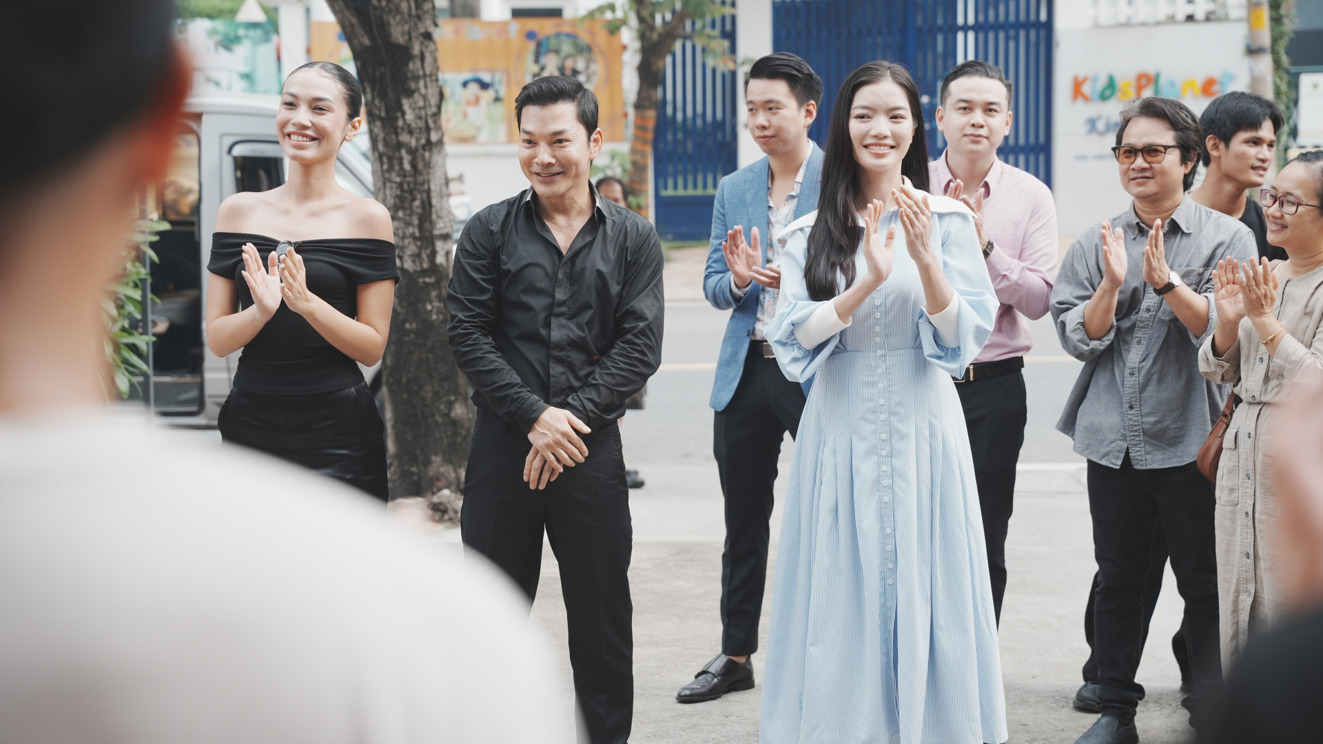 Trần Bảo Sơn khai máy phim “Trên Con Đường Mới”, lần đầu thử sức vai trò đạo diễn - ảnh 3