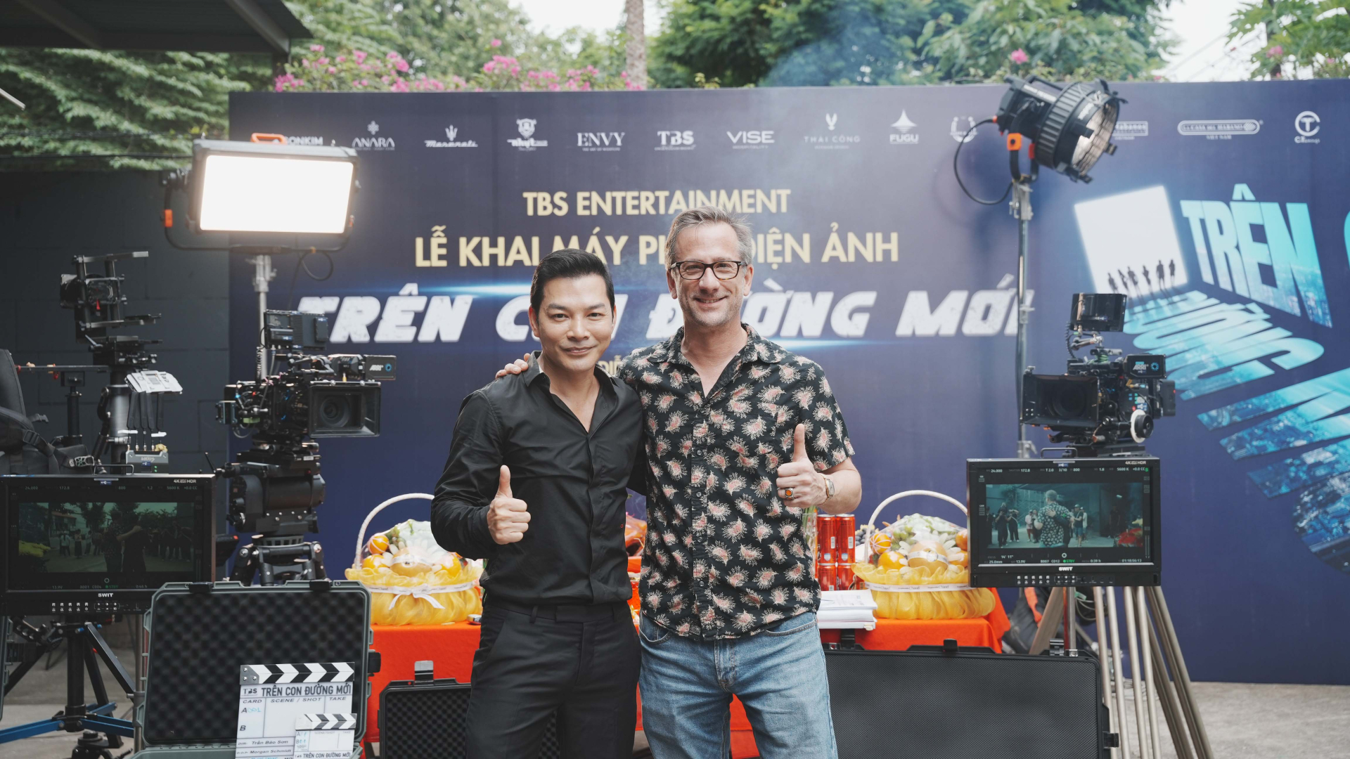 Trần Bảo Sơn khai máy phim “Trên Con Đường Mới”, lần đầu thử sức vai trò đạo diễn - ảnh 4