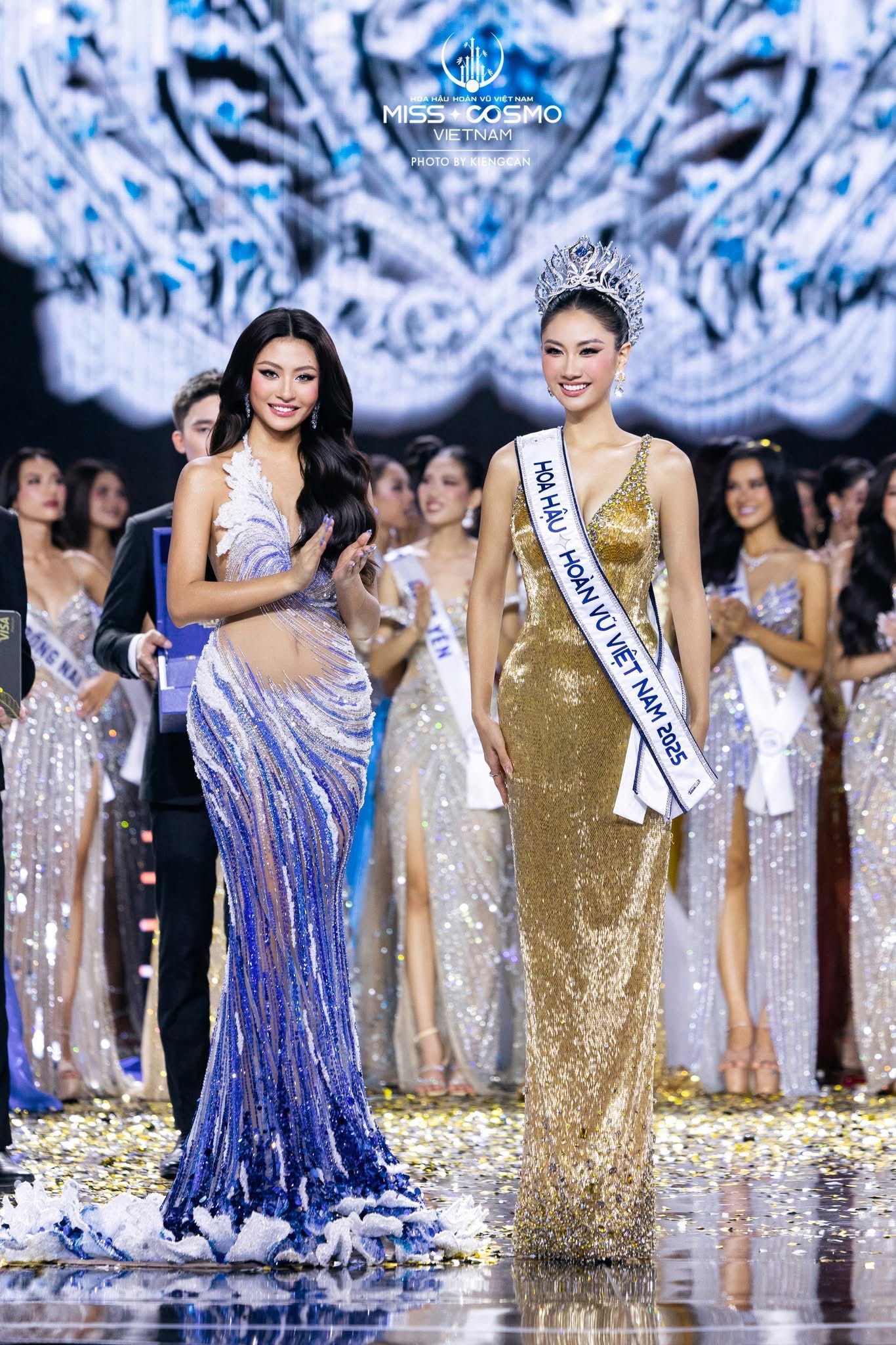 Chiếc váy đăng quang “săn trăng”: Thượng Gia Kỳ kể về khoảnh khắc làm nên lịch sử cùng Hoa hậu Phương Linh - ảnh 2