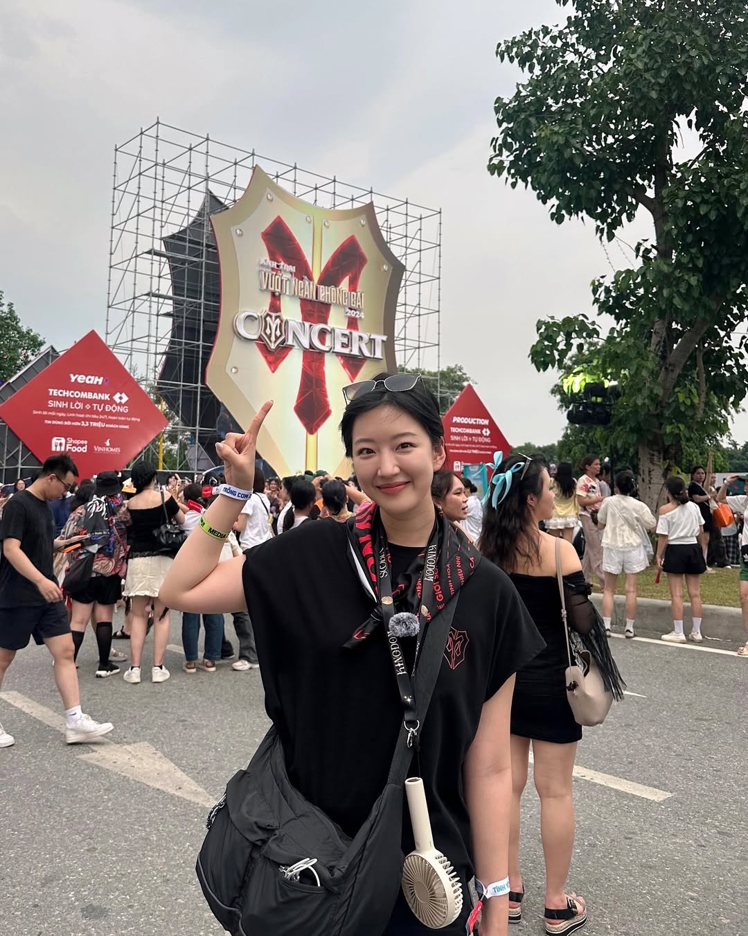 Cô gái Hàn từng được 'đặc cách' tại concert ATVNCG lên tiếng đính chính vì bị nhận nhầm là người ở photobooth Hà Nội - ảnh 5