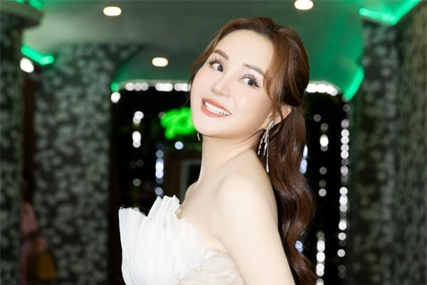 Jimmii Nguyễn song ca cùng Vy Oanh, tiết lộ tình bạn 20 năm - ảnh 2