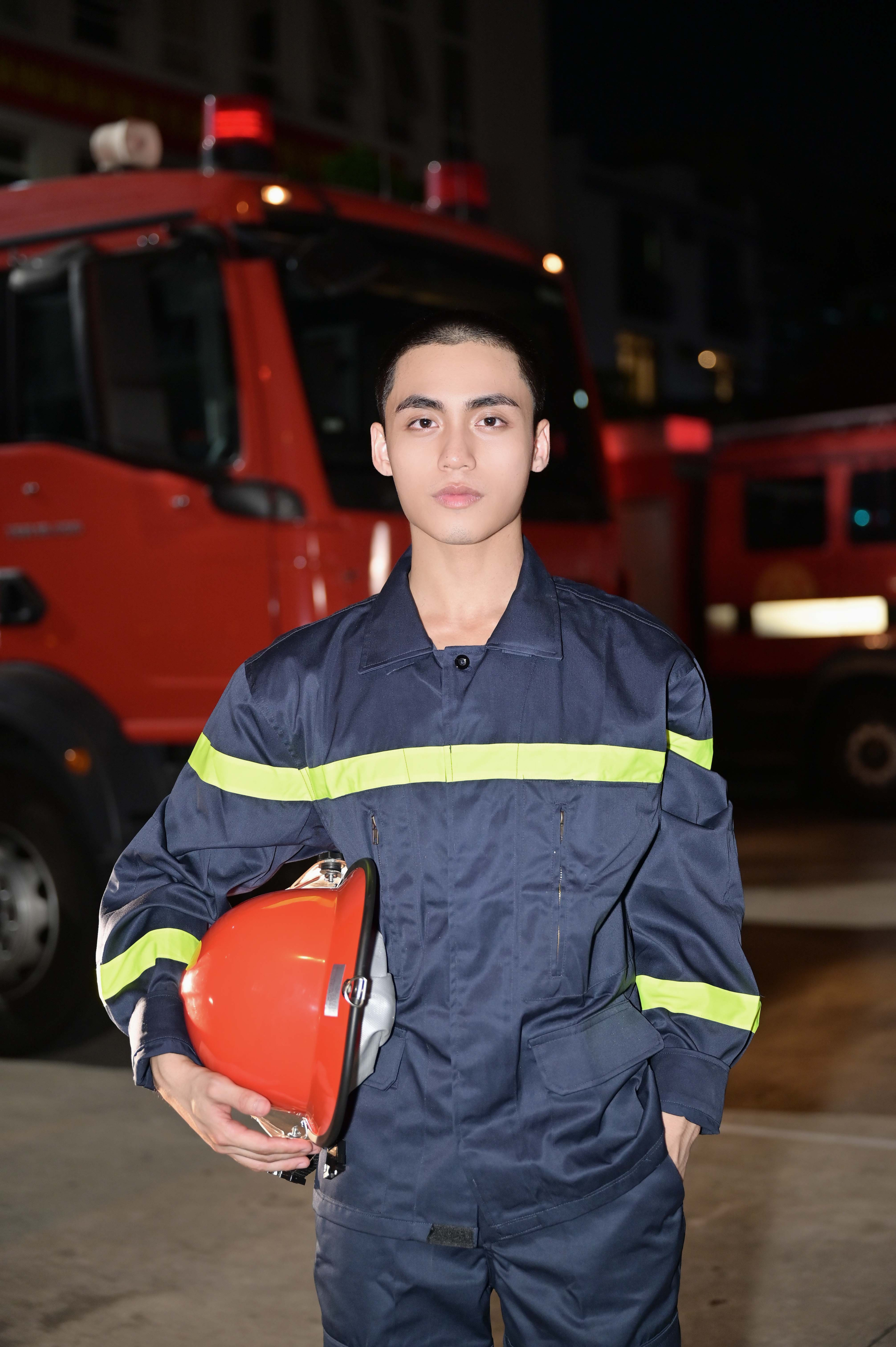 Chiến sĩ quả cảm: Lê Dương Bảo Lâm phạm 1 lỗi nhiều người gặp phải khi chữa cháy, MONO vi phạm phải điều “cấm kỵ” - ảnh 5