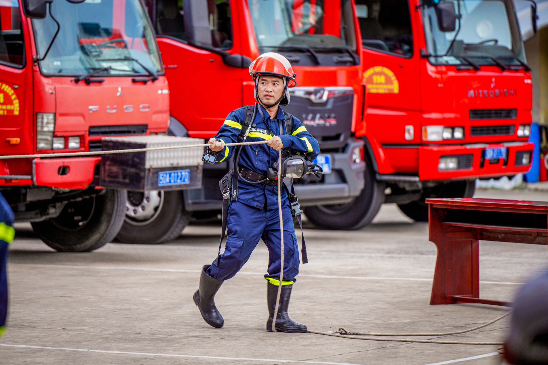 Tiến Luật nói về tình huống nghẹt thở, vượt qua nỗi sợ độ cao trong “Chiến sĩ quả cảm”? - ảnh 3