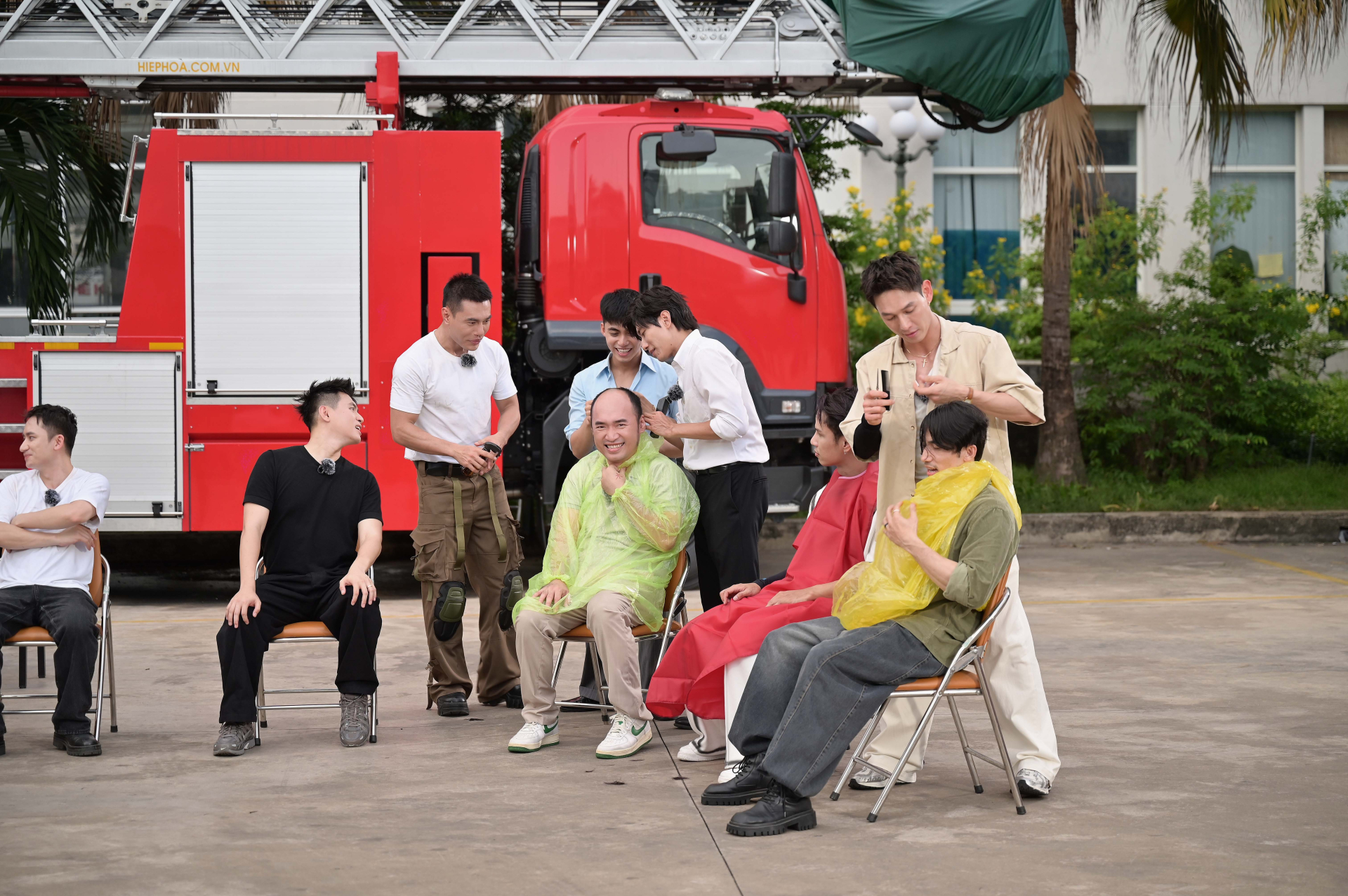 Tiến Luật nói về tình huống nghẹt thở, vượt qua nỗi sợ độ cao trong “Chiến sĩ quả cảm”? - ảnh 4
