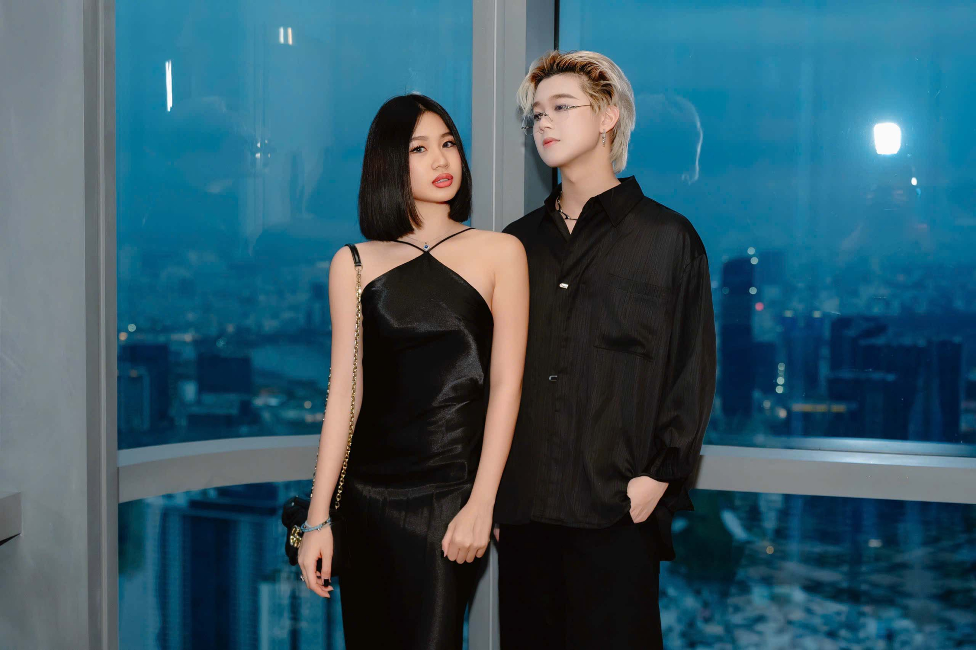 Bắt gặp con gái Lưu Thiên Hương - Mimi Lưu thân mật cùng Corbin K (Tân binh toàn năng) - ảnh 3