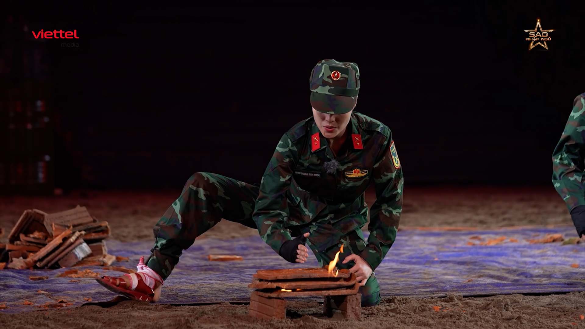 'Sao Nhập Ngũ': Ninh Dương Lan Ngọc rời chương trình vì chấn thương, Chi Pu gây bất ngờ với tinh thần 'chiến binh' - ảnh 3