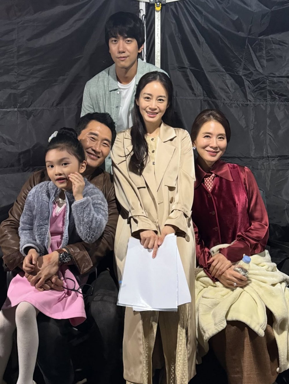 “Tứ đại mỹ nhân” màn ảnh Hàn tái xuất:Cuộc đổ bộ của Kim Tae Hee, Song Hye Kyo, Jun Ji Hyun và Son Ye Jin - ảnh 4