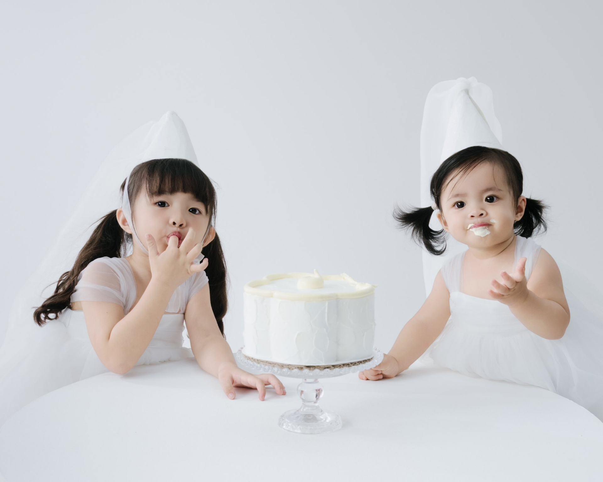 Ái nữ Đông Nhi- Ông Cao Thắng xinh như búp bê trong tiệc sinh nhật - ảnh 5